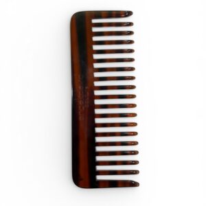 Large-Sized Comb